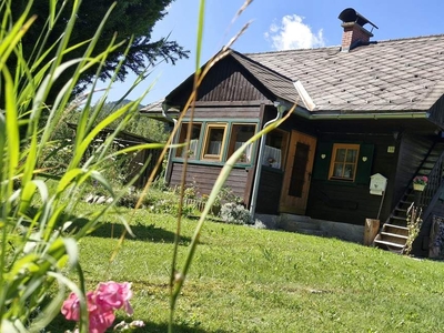 Liebliches, uriges Wohn- oder Ferienhaus in Ruhelage