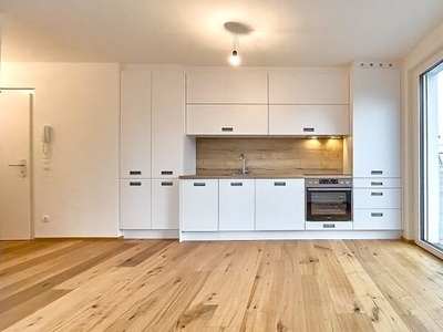 NEU! ++ ERSTBEZUG ++ Dachgeschoßwohnung Nähe U1 ++ ab sofort Beziehbar ++ TOP Ausstattung ++ Baujahr 2019-2020 ++