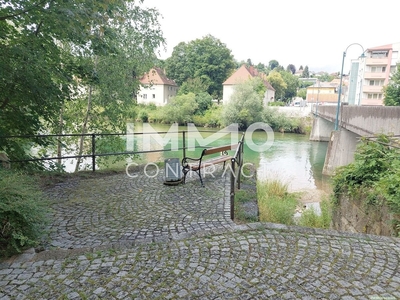 Sanierte 49m² Erdgeschoß - Wohnung mit Terrasse im Wehrgraben von Steyr (Warmmiete!)