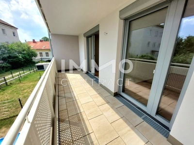 Neubauwohnung / Garagenplatz / Loggia mit Blick ins Grüne