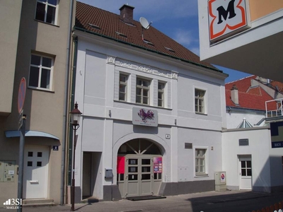 Anlagehaus inmitten der Innenstadt beim Domplatz