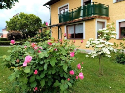 Großzügiges Mietshaus (175m²) mit einem wunderschönen angelegten Garten in Hainersdorf - Thermenregion!
