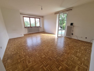 Helle 2 Zi.-Terrassen-Wohnung mit Fernblick