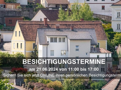 Alles Neu – Hochwertig saniertes Mehrfamilienhaus auf 3 Ebenen mit Pool und vielen weiteren Extras