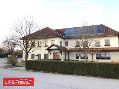 Gasthaus / Restaurant in Aussichtslage mit Gastgarten und optionalem Festsaal zu verpachten