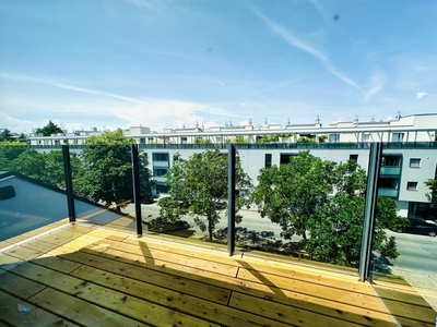 ERSTBEZUG! TRAUMHAFTE 2 ZIMMER DG-WOHNUNG MIT EINER TERRASSE NÄHE U2 ASPERNSTRASSE!