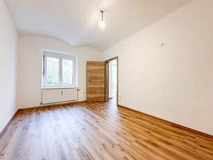 EINZELSTÜCK IN BESTLAGE - Sanierte Kleinwohnung in grünem Innenhof in Graz St. Leonhard