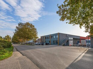 Moderne Lagerhalle, Produktion, Büro. Eigennutzer oder Rendite 7,7 %. Sensationeller PREIS EUR 1.280 / m2