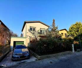 Traumhaftes Einfamilienhaus in Wiener Neudorf - Perfekt für Familien!