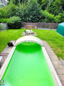 **BIETERVERFAHREN* Dieses Einfamilienhaus mit herrlichem Garten, Pool und einem großen Carport heißt Sie willkommen