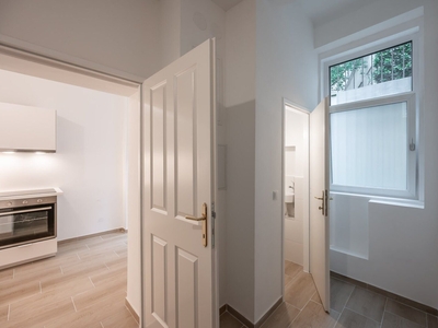 ab sofort ~ Perfekt geschnittene 3-Zimmer Wohnung *WG geeignet* (84m²) mit Garten (tlw. straßen- und hofseitig) ~ Untere Viaduktgasse ~