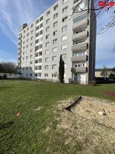 Ihr neues Zuhause in wunderschöner Lage mit tollem Balkon - urbanes Wohnen im Grünen! Ausgezeichnete Infrastruktur und Verkehrsanbindung!