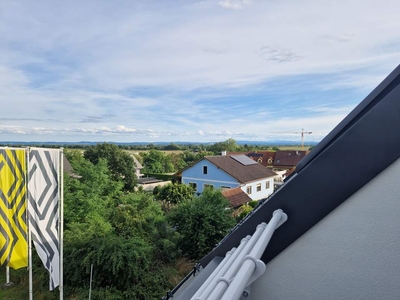 TRAUMHAFTE BALKONWOHNUNG MIT HERRLICHEM AUSBLICK - PROVISIONSFREI - ÜBERGABE ERFOLGT BEZIEHBAR UND SCHLÜSSELFERTIG INKL. BAD UND TIEFGARAGENPARKPLATZ