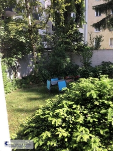 Absolute Ruhe lage mit Blick in den Garten