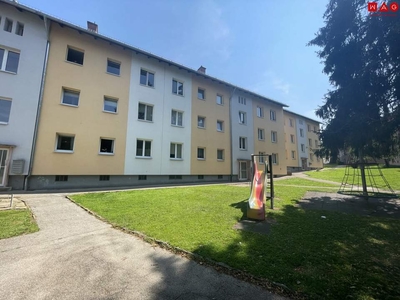 Familien aufgepasst! Zentral gelegene 4-Zimmer Wohnung mit Balkon in Ried im Innkreis umgeben von perfekter Infrastruktur!