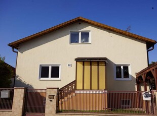 Kottingbrunn - Ausiedlung - gemütliches Zweifamilienhaus mit großzügigem Garten und guter Verkehrsanbindung