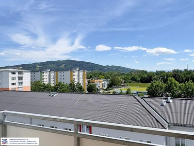 Linz/Dornach: 3-Zimmer Dachgeschosswohnung mit schöner Aussicht und Garage. 2020 saniert!