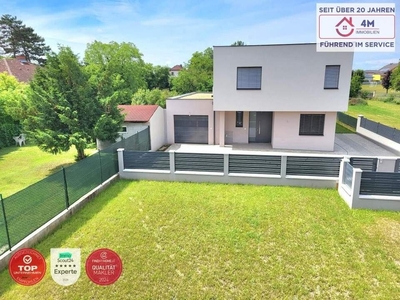 NEUBAU** Traumhafte Villa mit Garage und Garten in ruhigen Gegend