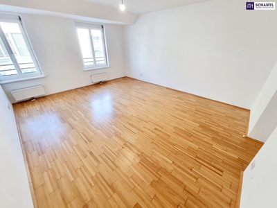 Neuer Preis! Ideale Kleinwohnung im Dachgeschoss! Traumhaft saniertes Altbauhaus + Stylisches Stiegenhaus + Tolle Infrastruktur und Anbindung + Lebens