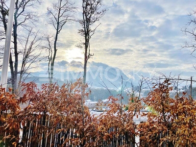 Neuwertiges Objekt mit Garten und herrlichem Blick in die Berge