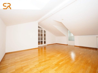 „Penthouse-Wohnung in der Altstadt mit Burgblick“