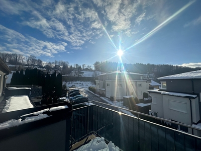 !!! ÜBER DEN DÄCHERN VON HALLWANG !!! Sonnige 3-Zimmer Dachterrassenwohnung !!!