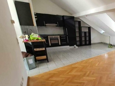 Wohnung mit Terrasse in Währing ab 1.3.24 verfügbar