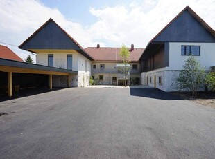 GARTENWOHNUNG mit Terrasse und 1 Carport - TOP 3 - WOHNEN im sanierten BAUDENKMAL