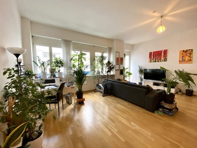 +++ ABSOLUT ZENTRAL +++ Barrierefreie 2-Zimmer-Wohnung mit Balkon nahe Rosseggerhaus - GEFÖRDERT!