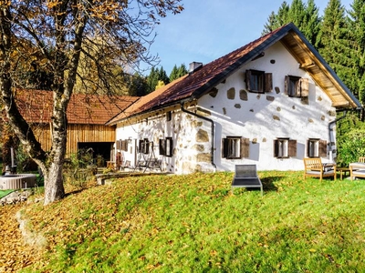 Bauernsacherl mit Wald und Wiesen im Bezirk Freistadt