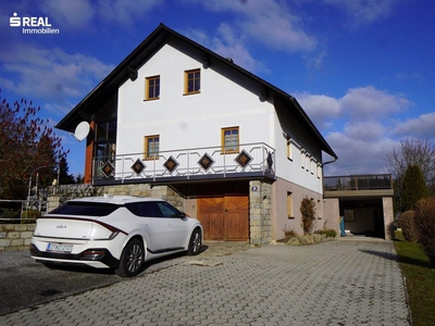 Sensationelles Einfamilienhaus mit riesigem Grundstück - perfekt für Naturliebhaber mit atemberaubenden Ausblick!