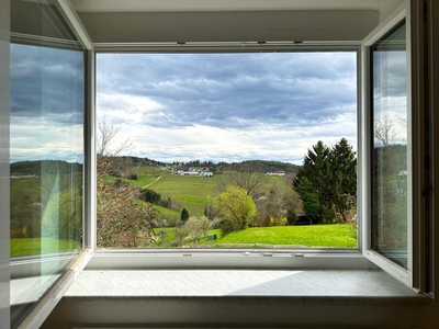 Großzügiges Ein- oder Mehrfamilienhaus in Top-AUSSICHTSLAGE am Steinberg nahe Graz