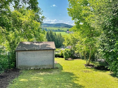 Traumhafte Gartenwohnung mit historischem Charme in idyllischer Lage - WARMMIETE!