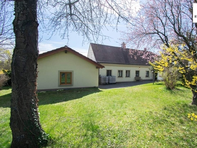 Am Sonnenbankerl - Bungalow mit großem Garten und Altbaumbestand