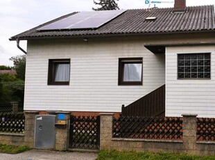 Großzügiges Einfamilienhaus mit Garten in Pucking - Ideal für Familien - Renovierungsbedürftig - 320.000,00 €