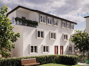 Elegante Dachgeschosswohnung mit Loggia in feiner, 