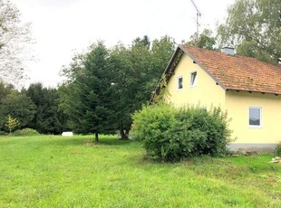 Mietkauf! Renovierungsbedürftiges Haus am Waldrand mit viel Grund für Bastler