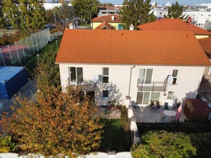 U-Bahn (Rennbahnweg) Nähe I 2 Stellplätze I Garten mit Terrasse I großer Wohnkeller I gute Infrastruktur & Verkehrsanbindung I Absolute Ruhelage