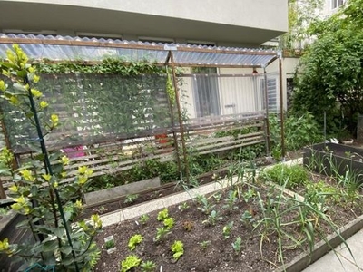 Moderne Mietwohnung mit Terrasse und Garten - ab April 2024 verfügbar