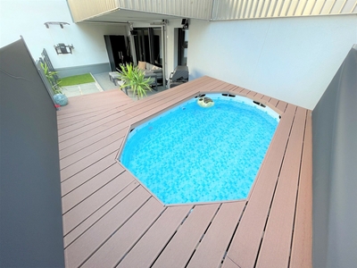 Barrierefreie, wunderschöne, top moderne, Luxus 2-Zimmerwohnung mit Pool, Garten und Garage!