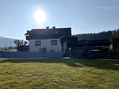 Gemütliches Haus in idyllischer Grünlage mit herrlicher Aussicht