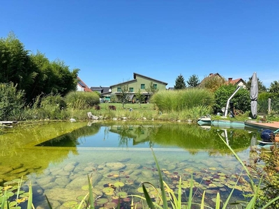 Charmantes Haus mit Schwimmteich