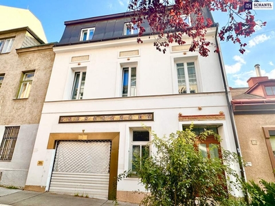 Letzte Chance - Schnell sein! ** LUXUS historische Villa oder Zinsvilla in Gersthof** mit Großem Garten und Dachterrasse ** Garage und Personenlift im Haus! Auch für Investoren interessant!!!