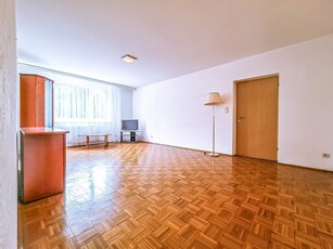 Barrierefreie 2-Zimmer-Wohnung mit TG-Abstellplatz, separater Küche, Lift u. v. m.!