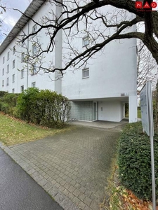 Eine sanierte, attraktive 3-Raum Wohnung in Linz/Ebelsberg mit großzügiger Loggia in wunderbarer ruhiger, grüner Lage und doch zentrumsnah mit ausgezeichneter Infrastruktur!