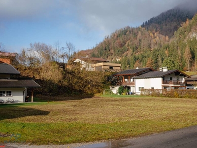 Naturnahes Baugrundstück in der Oberscheffau - ein Idyll!