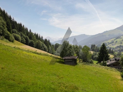 Idyllisches Zweifamilienhaus in Jochberg in AAA-Lage mit Alpenblick