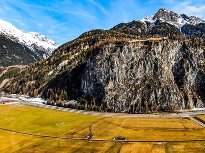 Ausgezeichnetes Grundstück mit Aussicht auf die Berge von Längenfeld