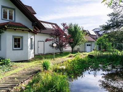 Malerisches Einfamilienhaus mit großem Garten In Wartberg