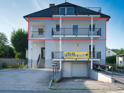 Leistbare Wohnung mit Garten. Zwei Stellplätze inklusive. Nebenkosten übernimmt Verkäufer.